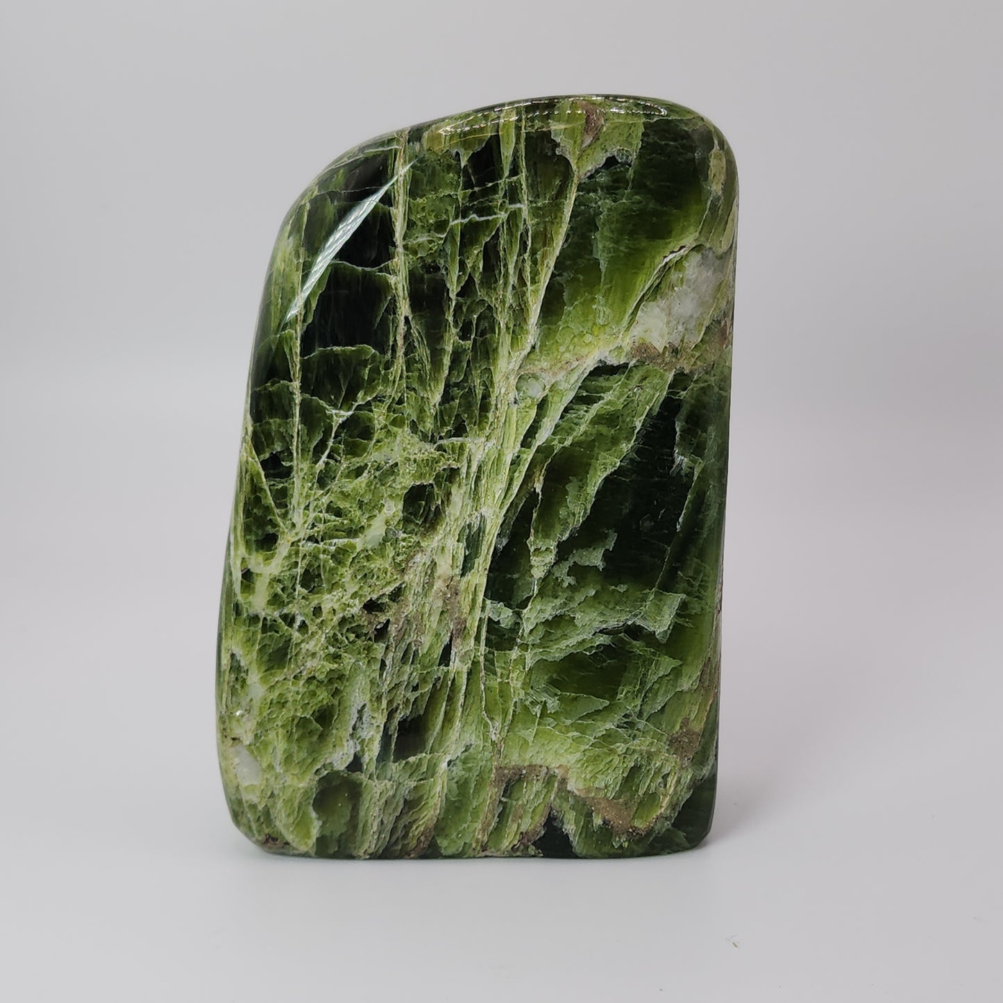 *Green Tremolite Free Form