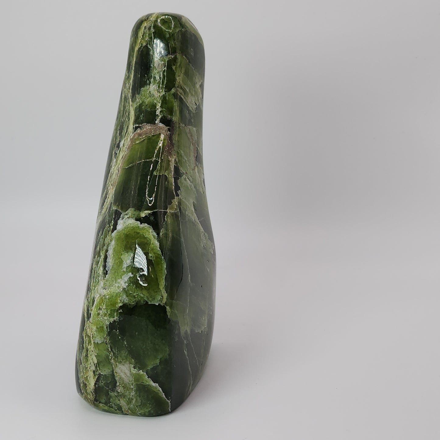 *Green Tremolite Free Form