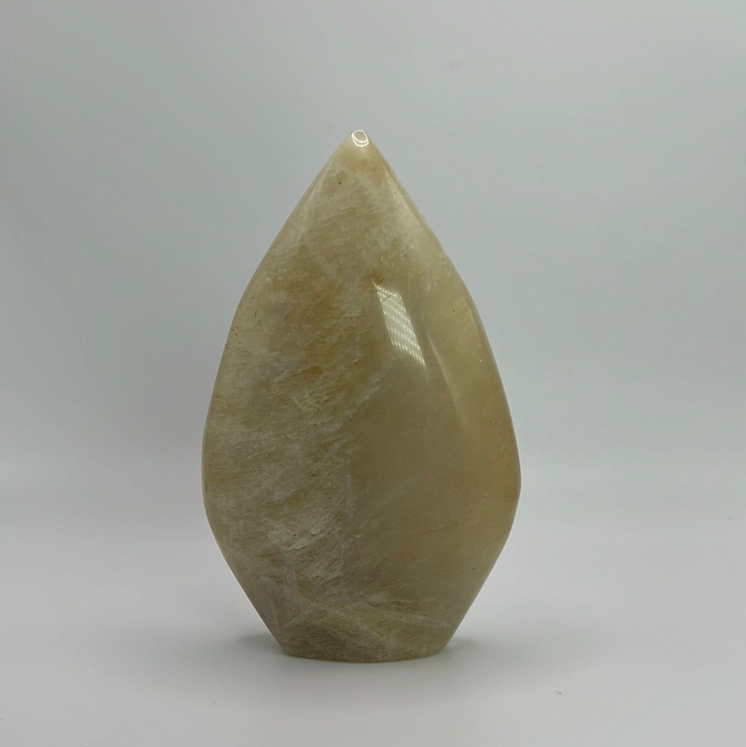 Peach Moonstone Flame