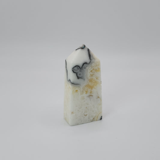 Crazy Lace Agate Tower