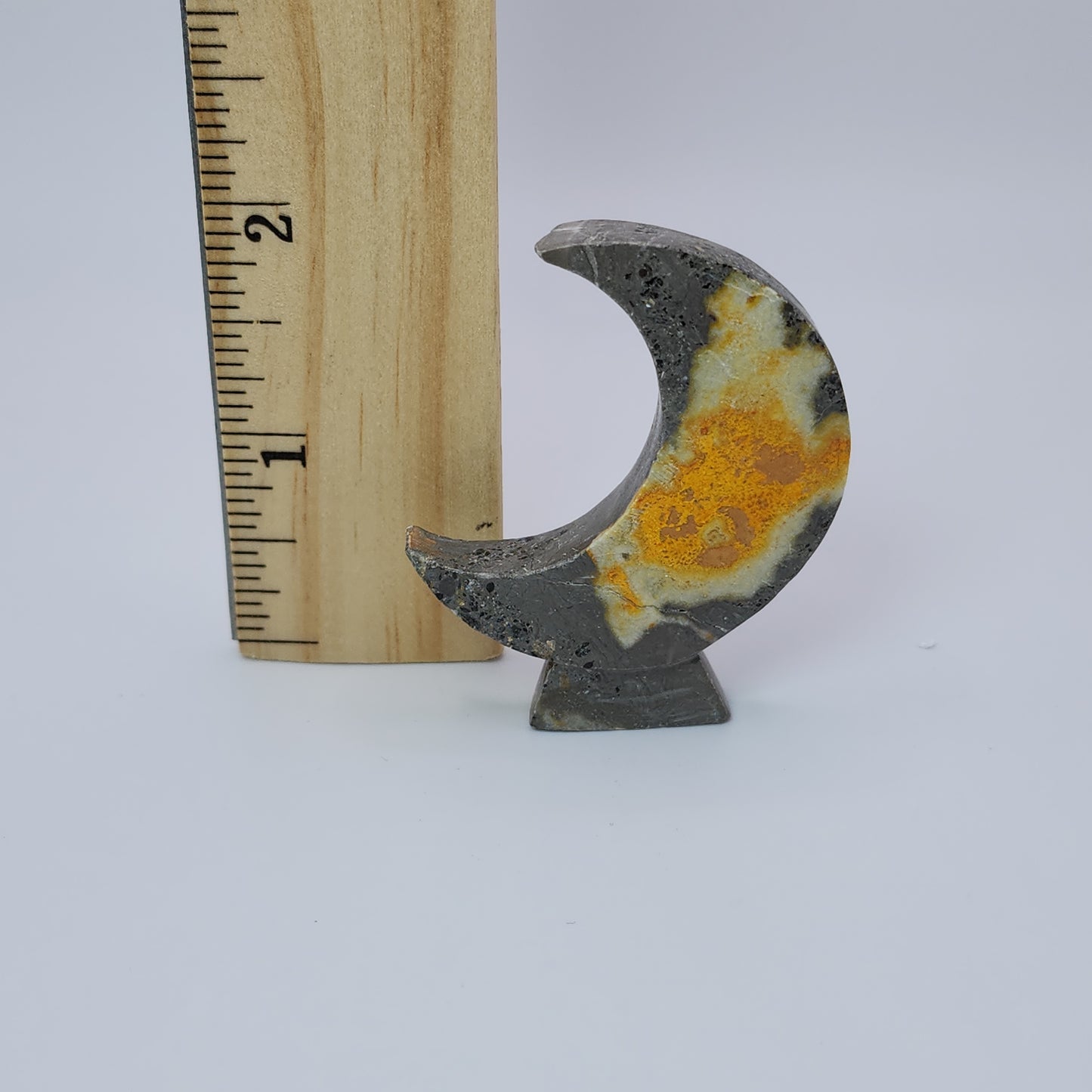 Bumble Bee Jasper Standing Moon - Indonesia