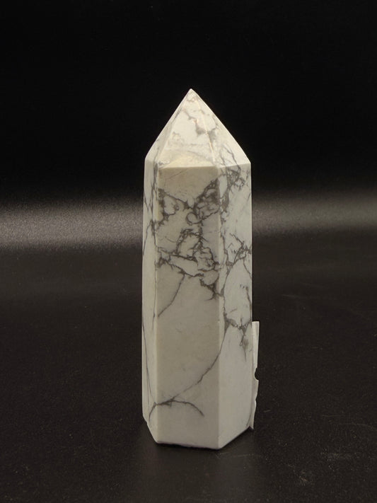 Howlite Tower B
