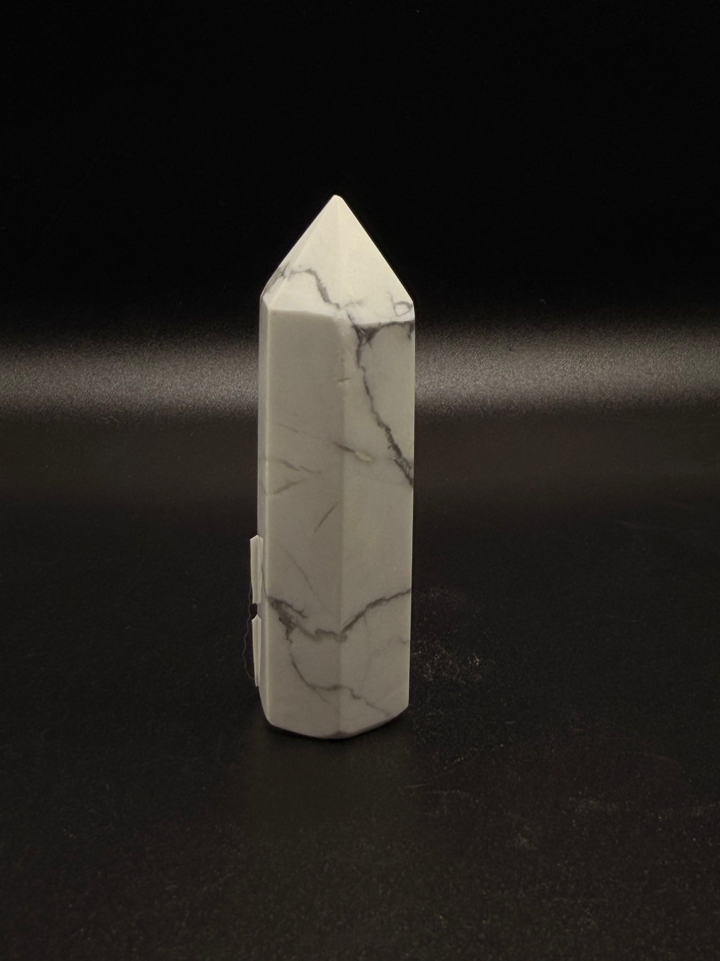 Howlite Tower F